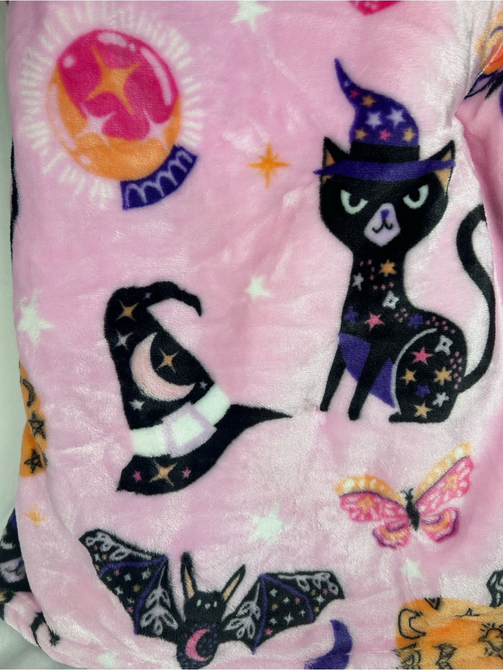 NEW Bella Lux Halloween Pink Kids Throw Blanket & Bat Wing Headband 2 Piece Set - Picture 5 of 10